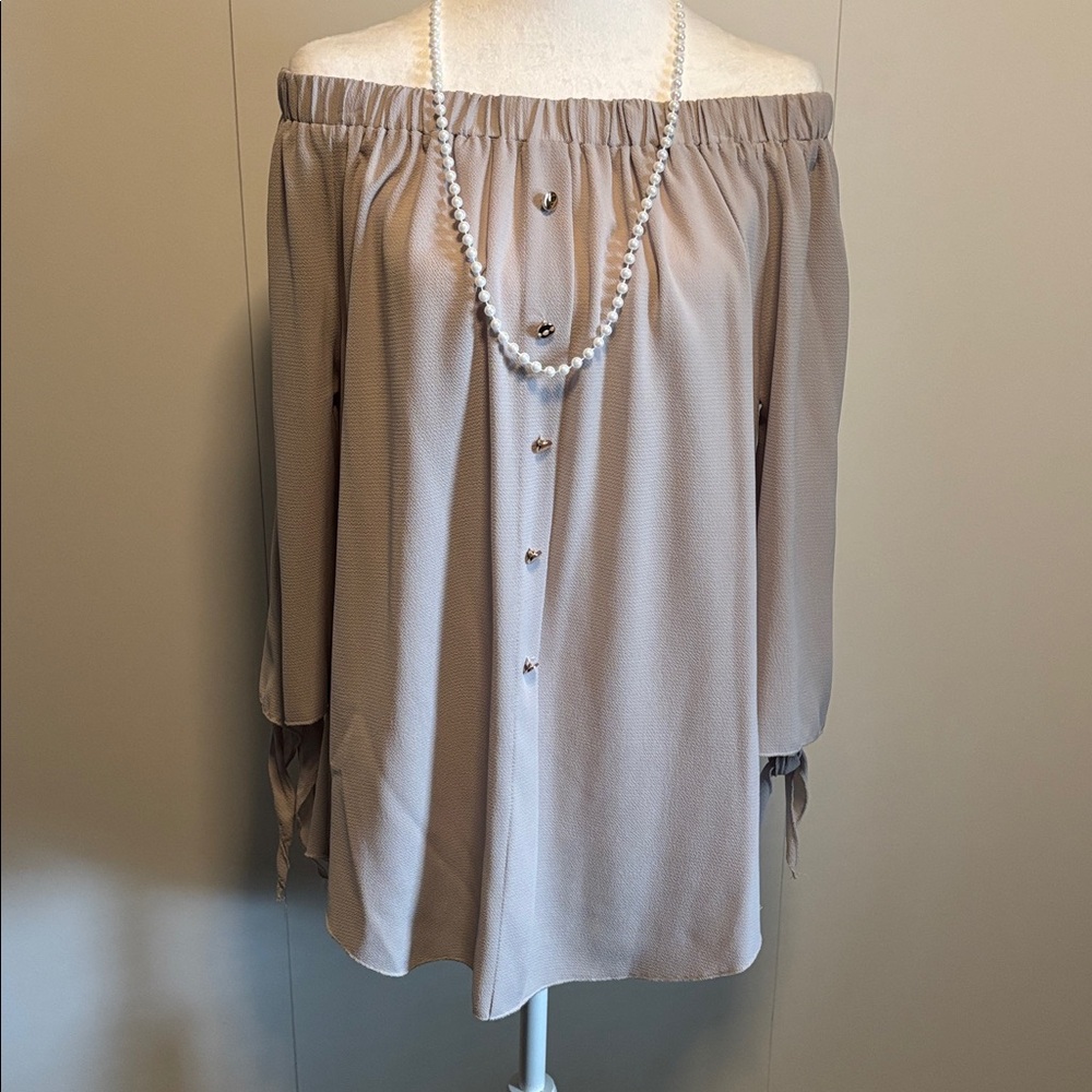 Suzy Shier Off-Shoulder Blouse in Light Beige